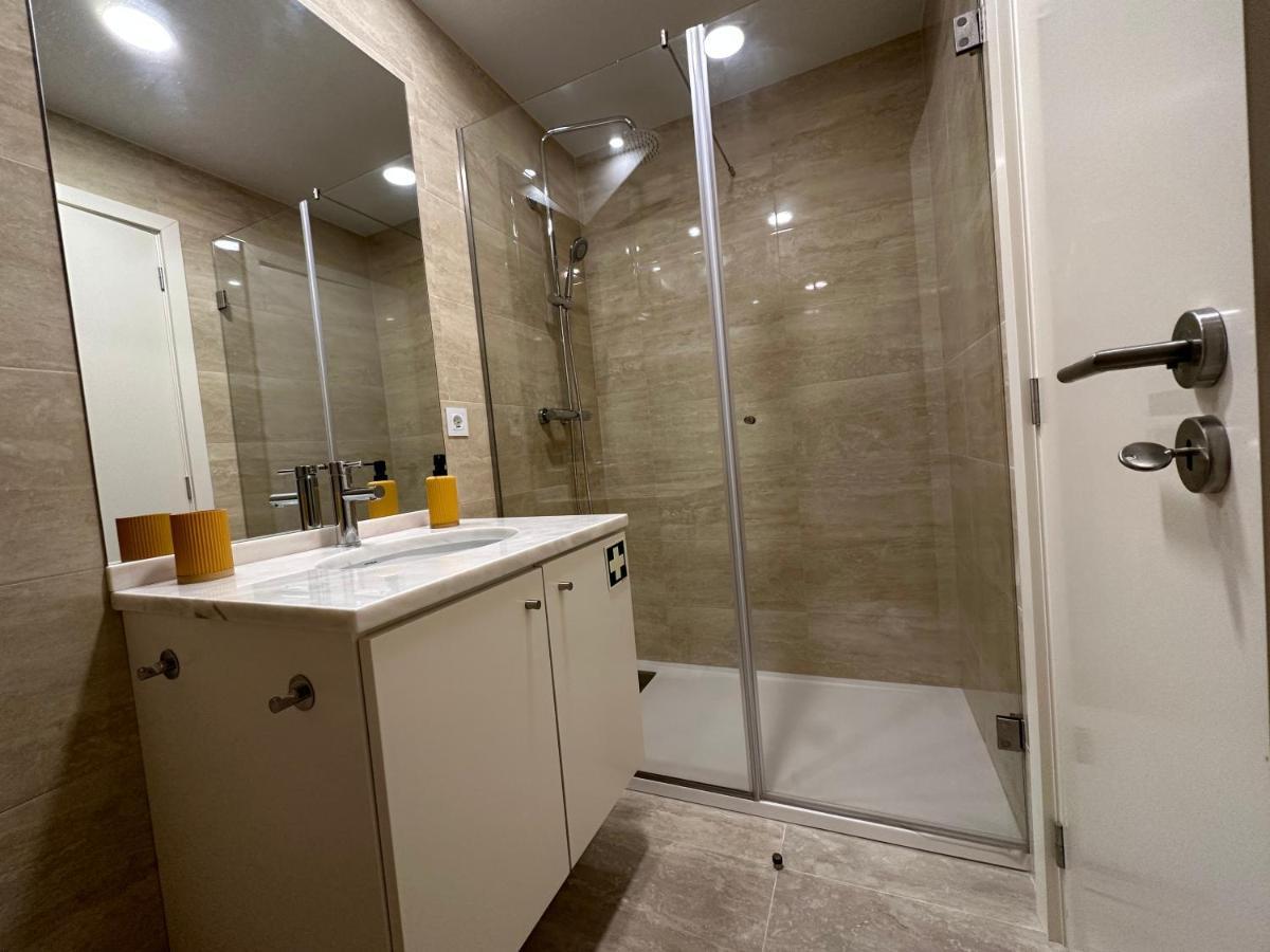 Sm Apartments Porto Luaran gambar