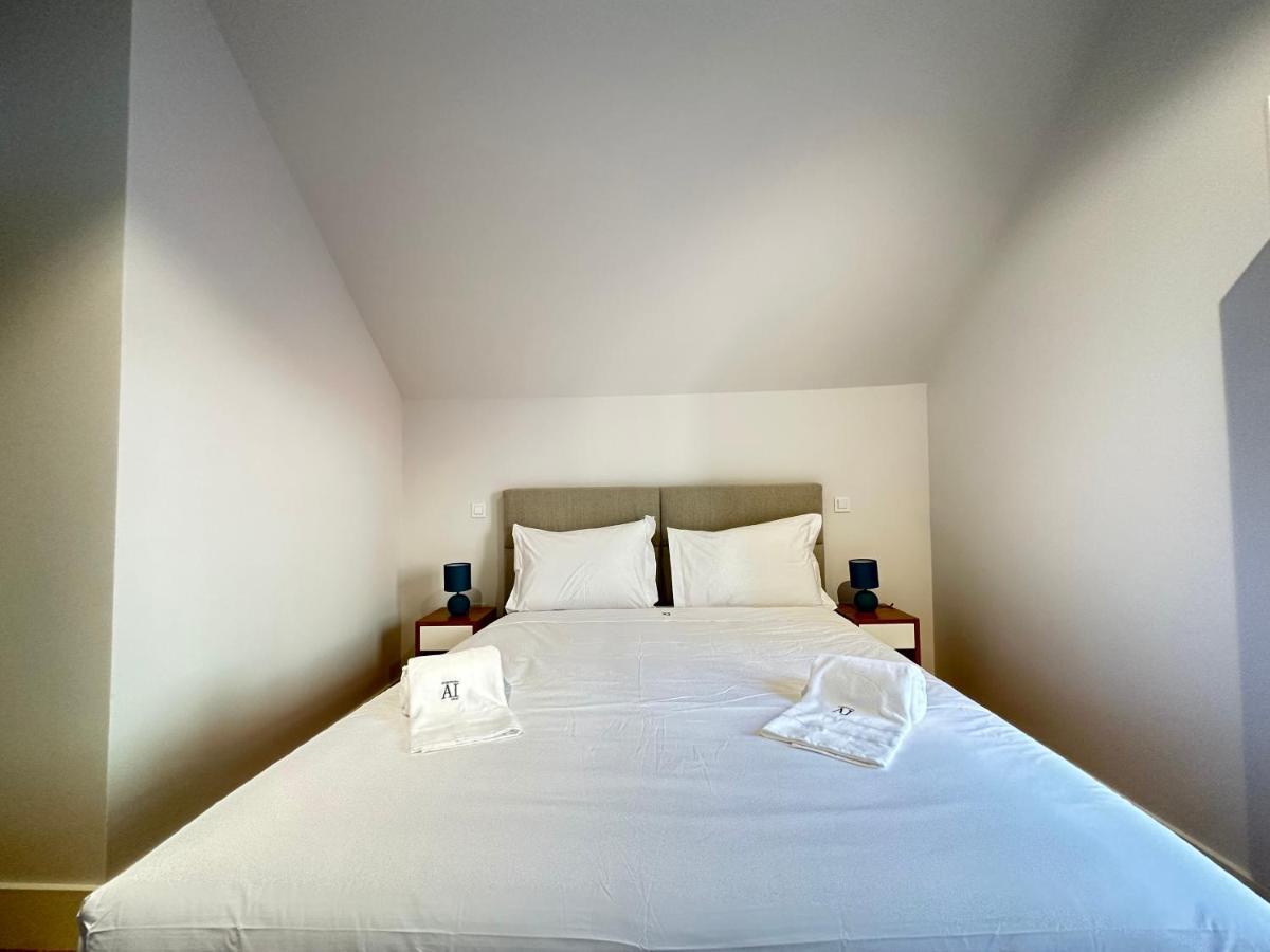 Sm Apartments Porto Luaran gambar