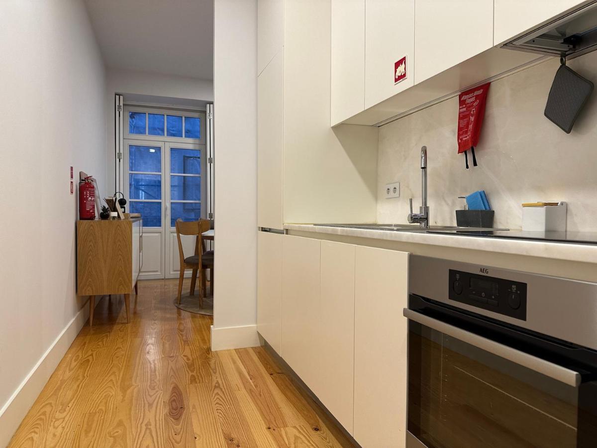 Sm Apartments Porto Luaran gambar