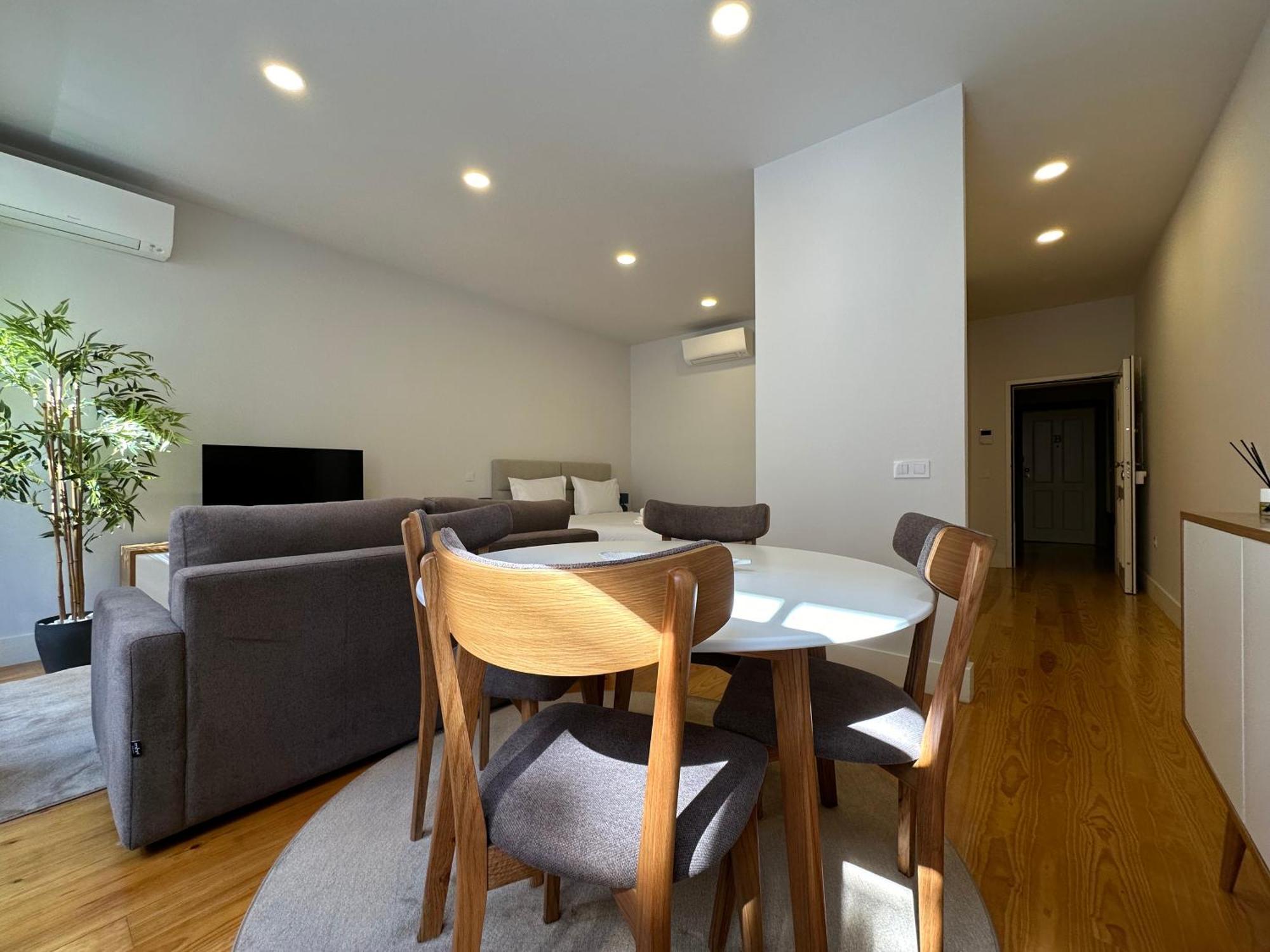 Sm Apartments Porto Luaran gambar