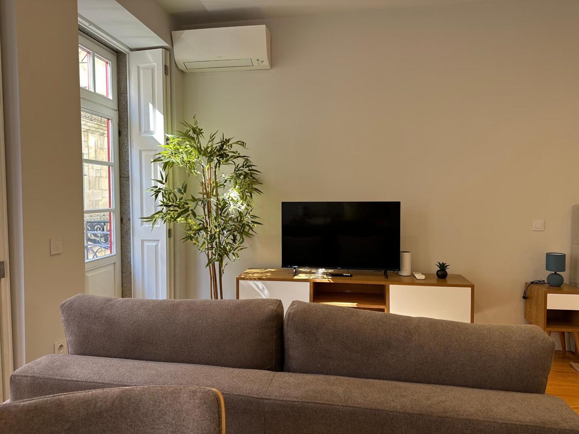 Sm Apartments Porto Luaran gambar