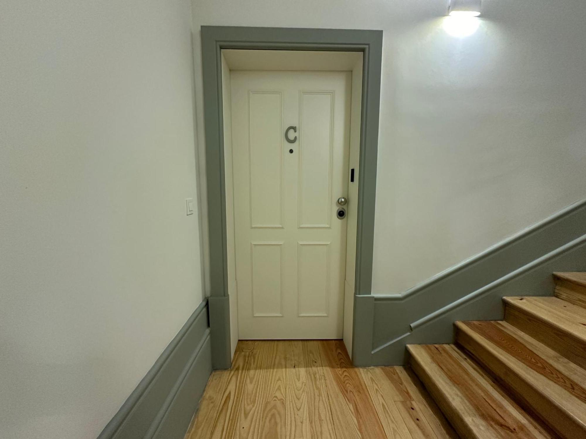 Sm Apartments Porto Luaran gambar